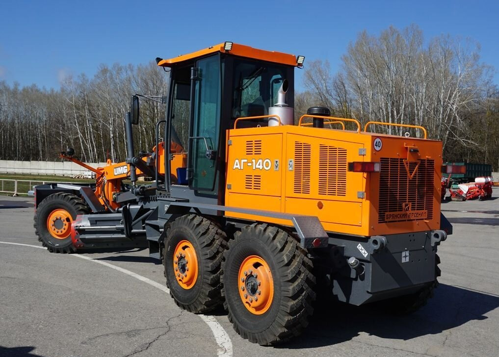 Новый Грейдер UMG АГ 140: фото 6