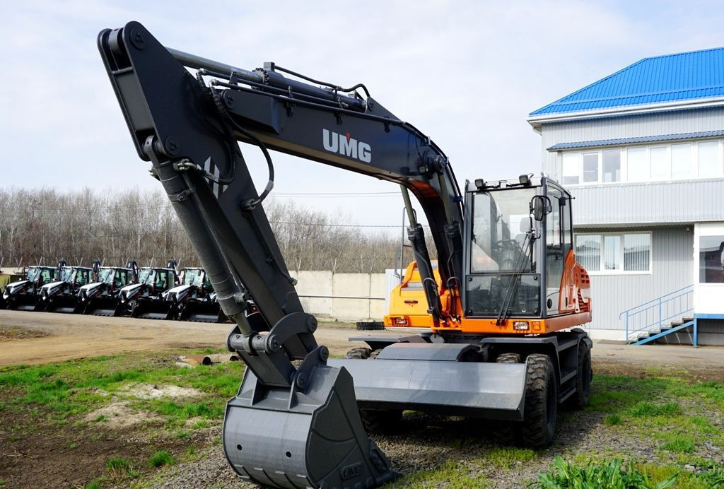 Новый Колёсный экскаватор UMG E170W: фото 6