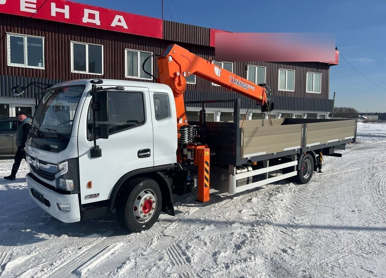 Dongfeng C120L - Рефрижератор, Автоманипулятор: фото 3 Dongfeng C120L - Рефрижератор, Автоманипулятор: фото 3