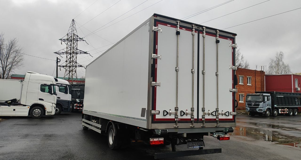 Dongfeng C120L - Рефрижератор: фото 3 Dongfeng C120L - Рефрижератор: фото 3