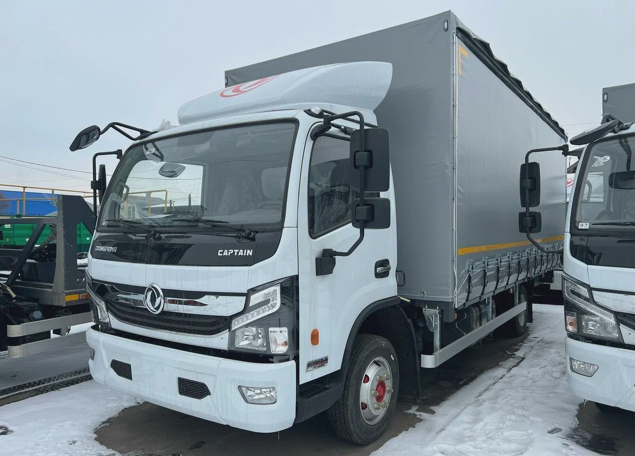 Dongfeng C80L - Тентованный грузовик: фото 1 Dongfeng C80L - Тентованный грузовик: фото 1