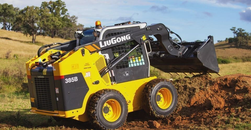 LiuGong CLG385B - Мини-погрузчик (с бортовым поворотом): фото 1 LiuGong CLG385B - Мини-погрузчик (с бортовым поворотом): фото 1
