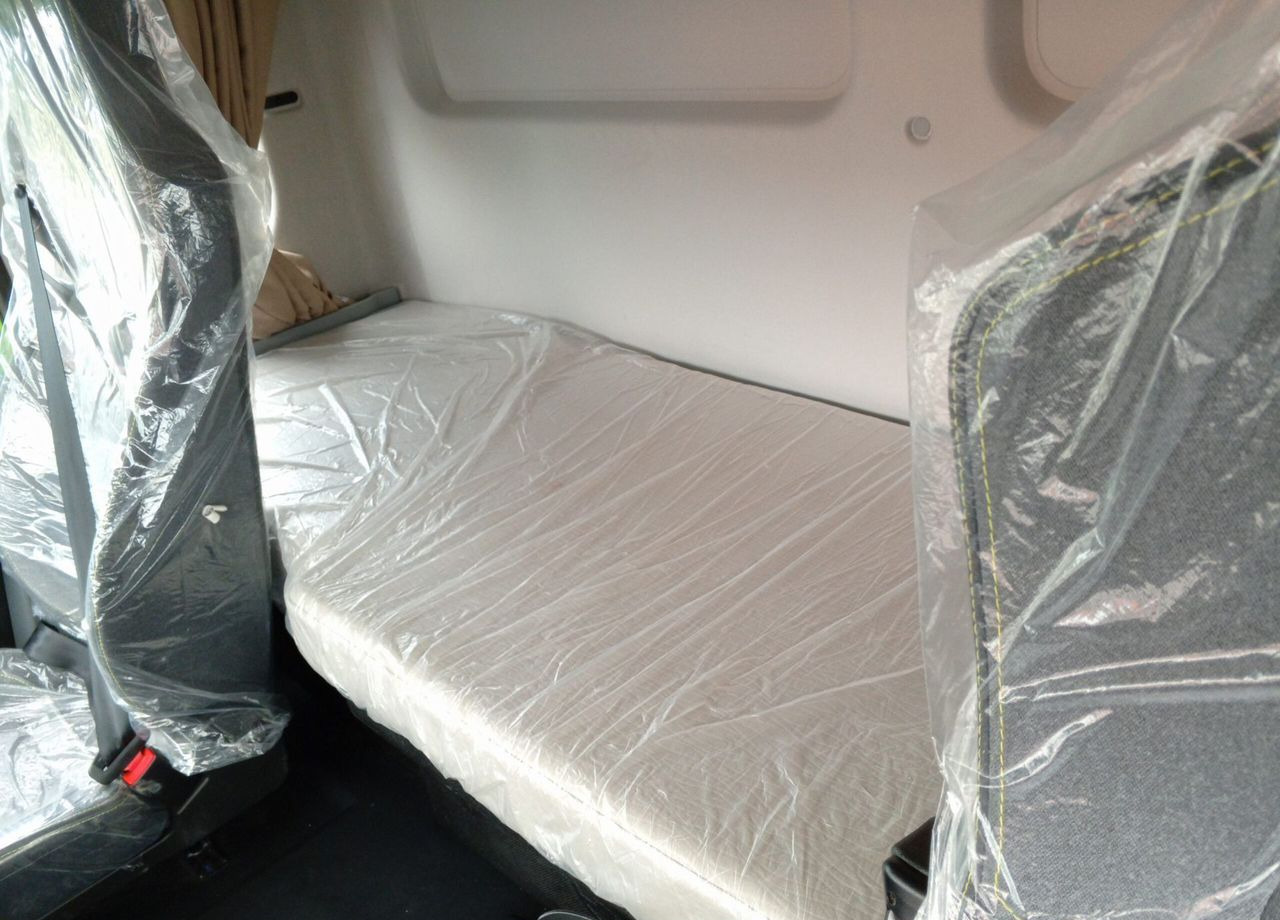 Новый Автобетоносмеситель Shacman SX5234GJBBS384: фото 13 Новый Автобетоносмеситель Shacman SX5234GJBBS384: фото 13