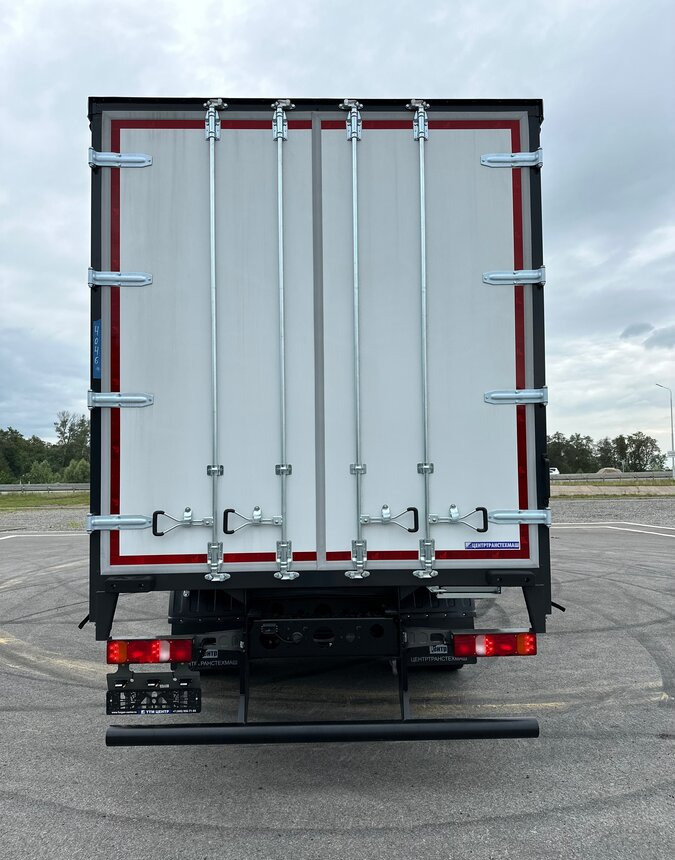 Sinotruk Howo T5G - Тентованный грузовик: фото 3 Sinotruk Howo T5G - Тентованный грузовик: фото 3