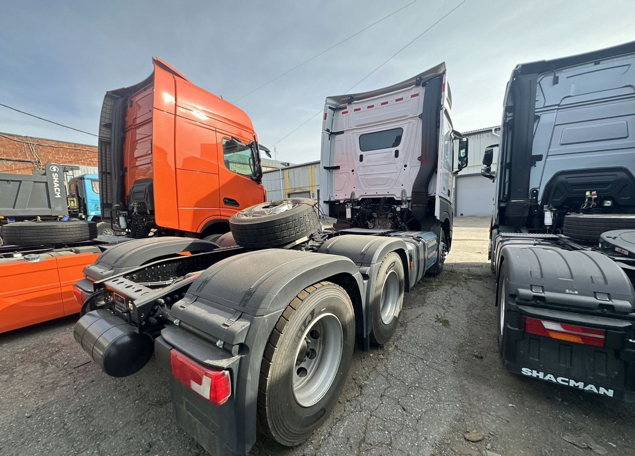 Mercedes-Benz Actros - Тягач: фото 4 Mercedes-Benz Actros - Тягач: фото 4