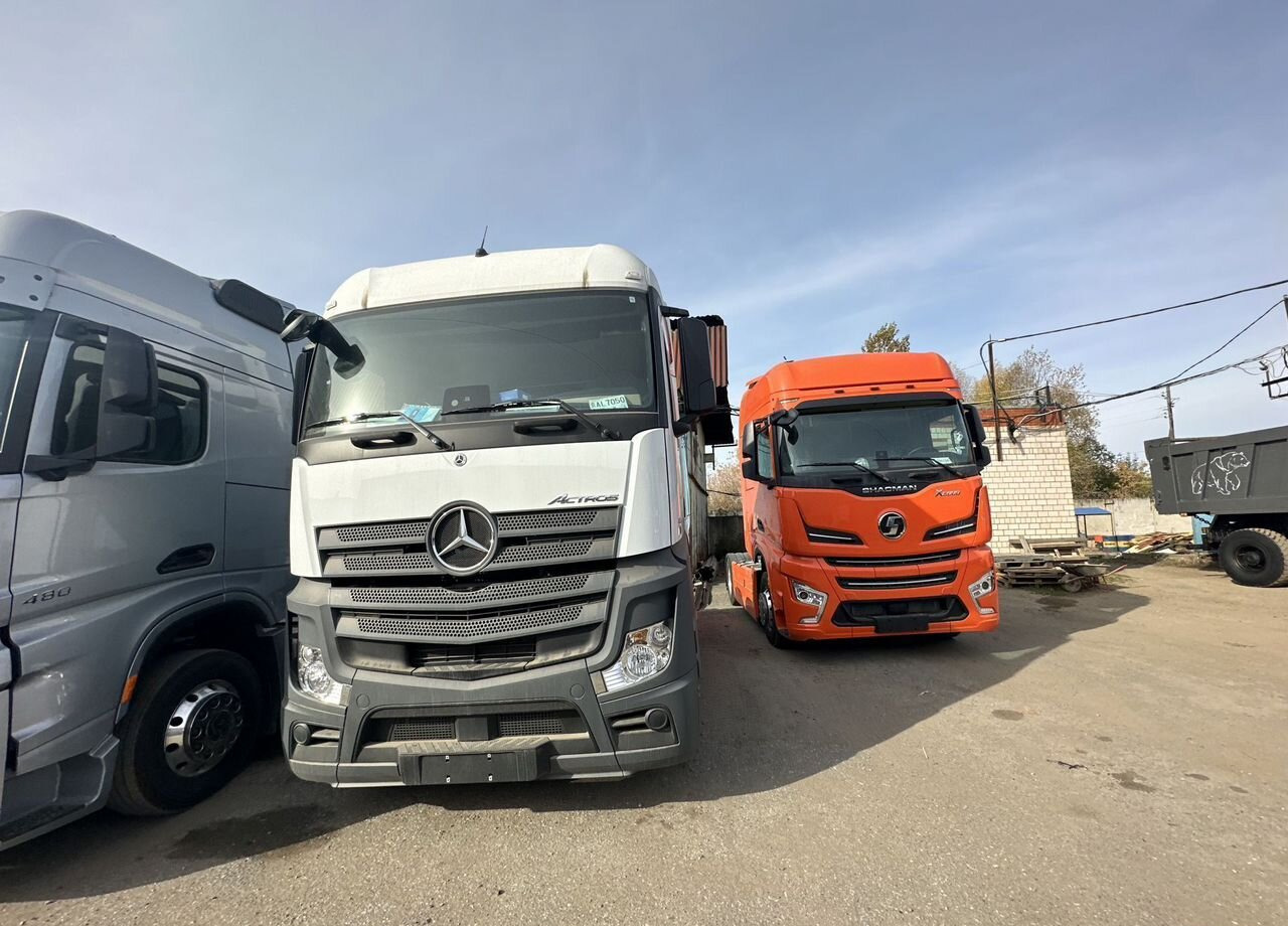 Mercedes-Benz Actros - Тягач: фото 1 Mercedes-Benz Actros - Тягач: фото 1