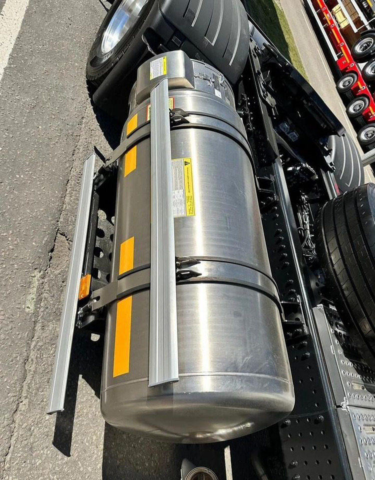 Shacman X6000 - Тягач: фото 5 Shacman X6000 - Тягач: фото 5