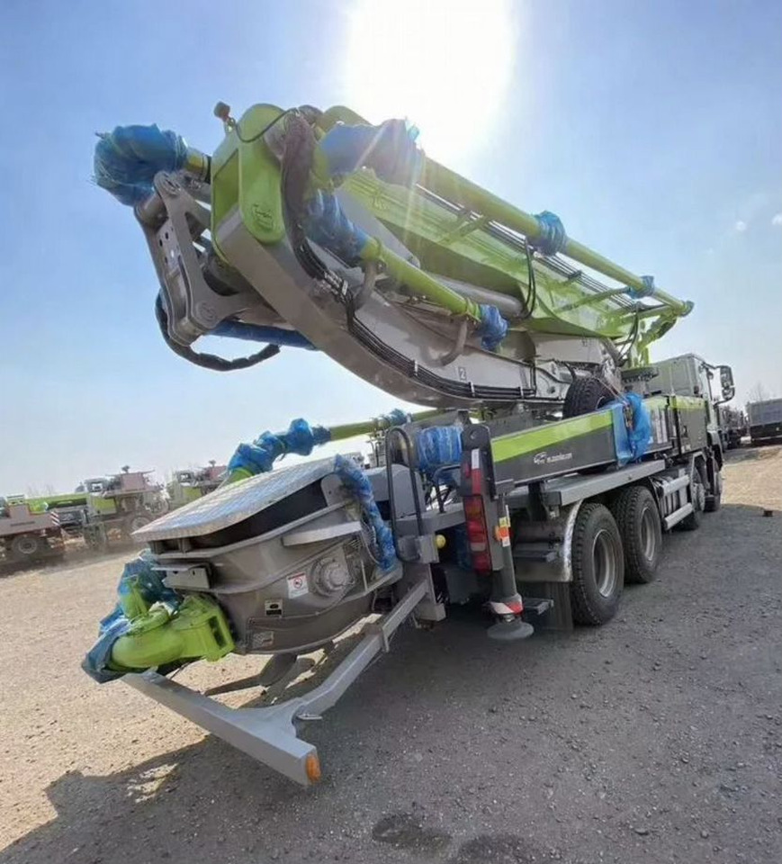Zoomlion 43X-5RZ - Автобетононасос: фото 4 Zoomlion 43X-5RZ - Автобетононасос: фото 4