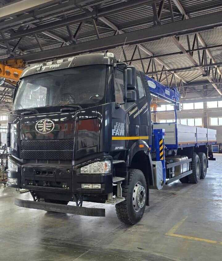 FAW J6P - Грузовик бортовой/ Платформа, Автоманипулятор: фото 5 FAW J6P - Грузовик бортовой/ Платформа, Автоманипулятор: фото 5