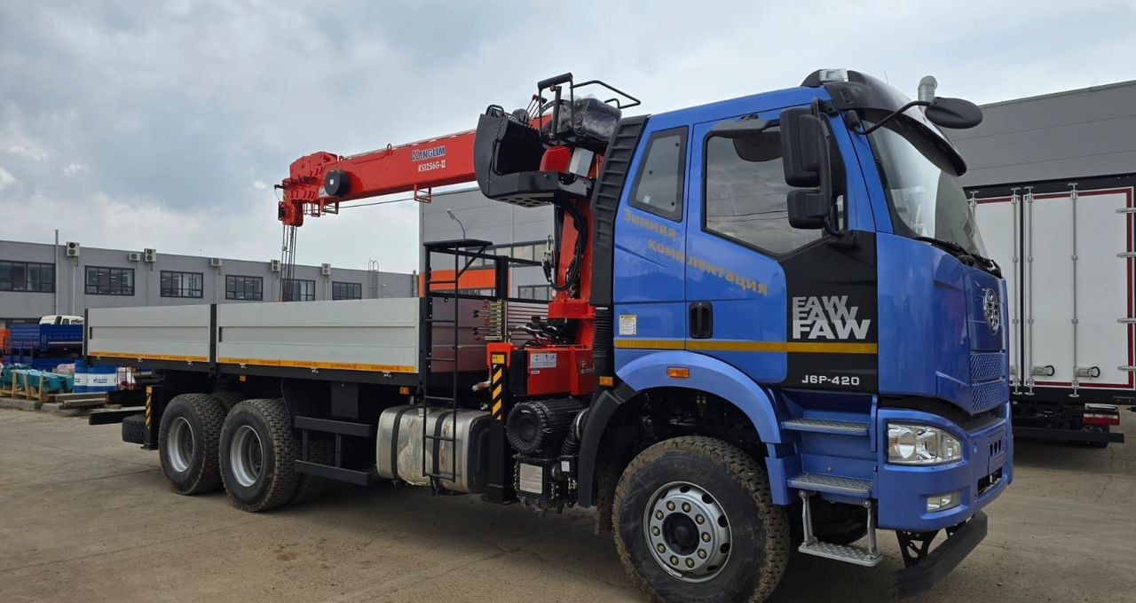 FAW J6P - Грузовик бортовой/ Платформа, Автоманипулятор: фото 1 FAW J6P - Грузовик бортовой/ Платформа, Автоманипулятор: фото 1