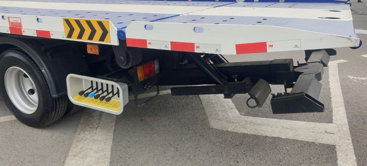 Эвакуатор Isuzu ELF (N-series): фото 9