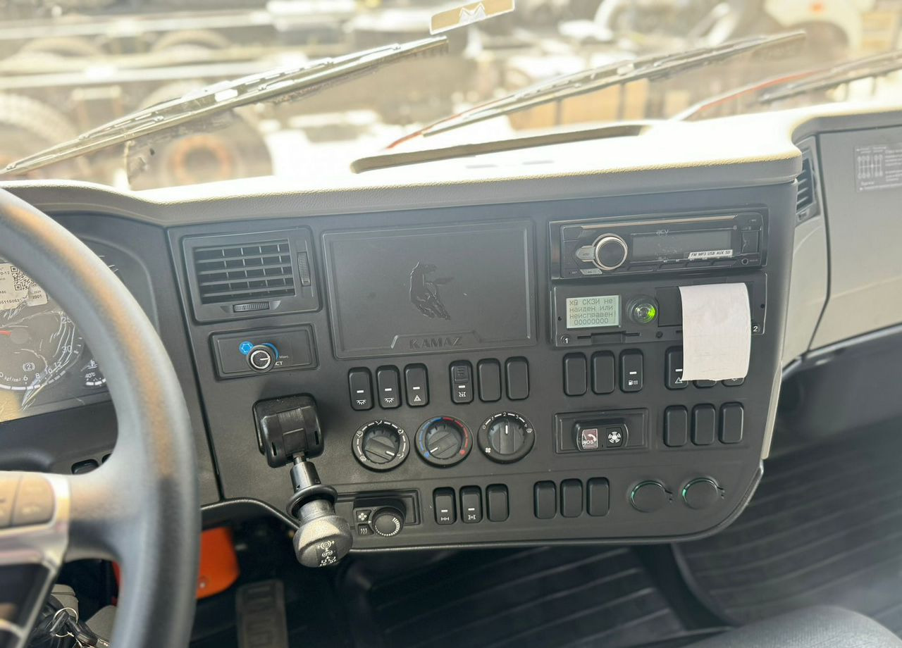 Новый Грузовик бортовой/ Платформа, Автоманипулятор КАМАЗ 65115: фото 9