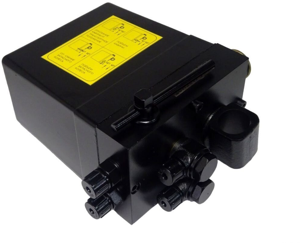 АВТОМАГНАТ Насос подъема кабины камаз 4310 и запасного колеса - Подвеска кабины для Грузовиков: фото 1 АВТОМАГНАТ Насос подъема кабины камаз 4310 и запасного колеса - Подвеска кабины для Грузовиков: фото 1