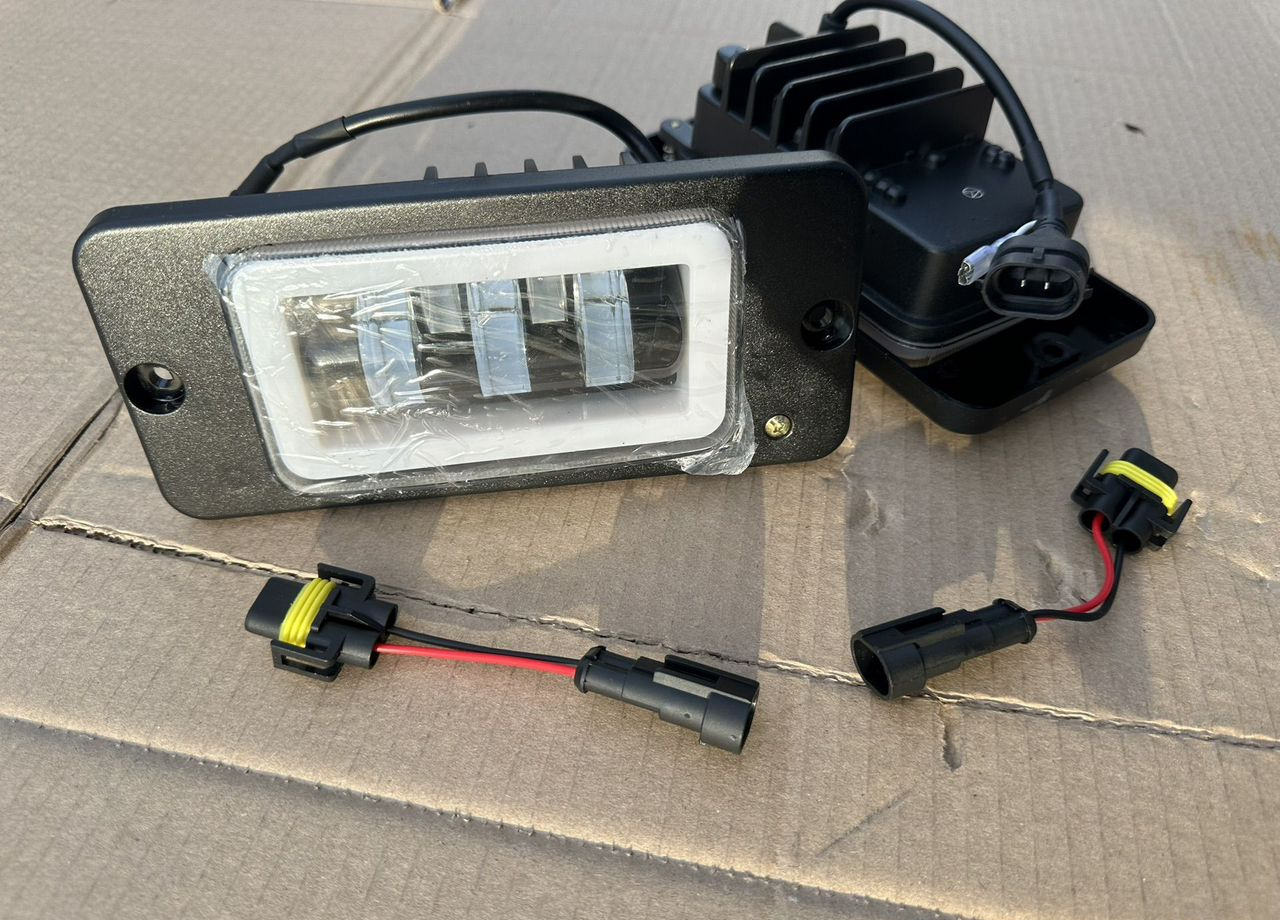Аксессуары Противотуманные фары LED на камаз-65115 рестайлинг - Противотуманная фара для Грузовиков: фото 4 Аксессуары Противотуманные фары LED на камаз-65115 рестайлинг - Противотуманная фара для Грузовиков: фото 4