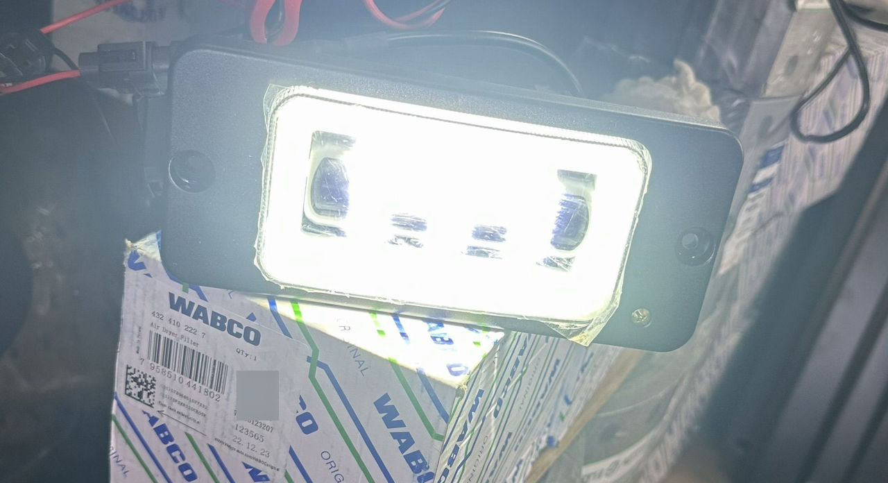 Новый Противотуманная фара для Грузовиков Аксессуары Противотуманные фары LED на камаз-65115 рестайлинг: фото 7 Новый Противотуманная фара для Грузовиков Аксессуары Противотуманные фары LED на камаз-65115 рестайлинг: фото 7