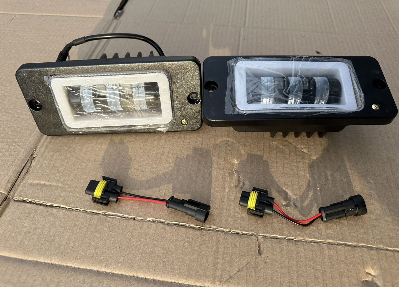 Аксессуары Противотуманные фары LED на камаз-65115 рестайлинг - Противотуманная фара для Грузовиков: фото 1 Аксессуары Противотуманные фары LED на камаз-65115 рестайлинг - Противотуманная фара для Грузовиков: фото 1
