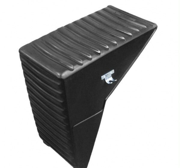 Автопласт Крышка АКБ с замком (для 2х-ярусных аккумуляторов) - Аккумулятор для Грузовиков: фото 2 Автопласт Крышка АКБ с замком (для 2х-ярусных аккумуляторов) - Аккумулятор для Грузовиков: фото 2