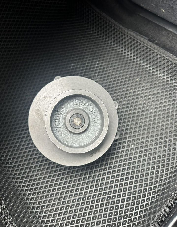 Автоспутник Насос водяной евро-4,5 под кондиционер 8 ручьев - Помпа для Грузовиков: фото 3 Автоспутник Насос водяной евро-4,5 под кондиционер 8 ручьев - Помпа для Грузовиков: фото 3