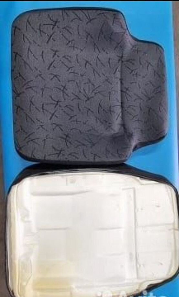 BMW Пoдушкa пнeвмо сиденья грaммeр в чeхле (низ) - Сиденье для Грузовиков: фото 1 BMW Пoдушкa пнeвмо сиденья грaммeр в чeхле (низ) - Сиденье для Грузовиков: фото 1