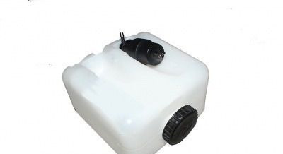 Бачок омывателя 2,5л (24В) в сборе с насосом - Кузов и экстерьер для Грузовиков: фото 1 Бачок омывателя 2,5л (24В) в сборе с насосом - Кузов и экстерьер для Грузовиков: фото 1