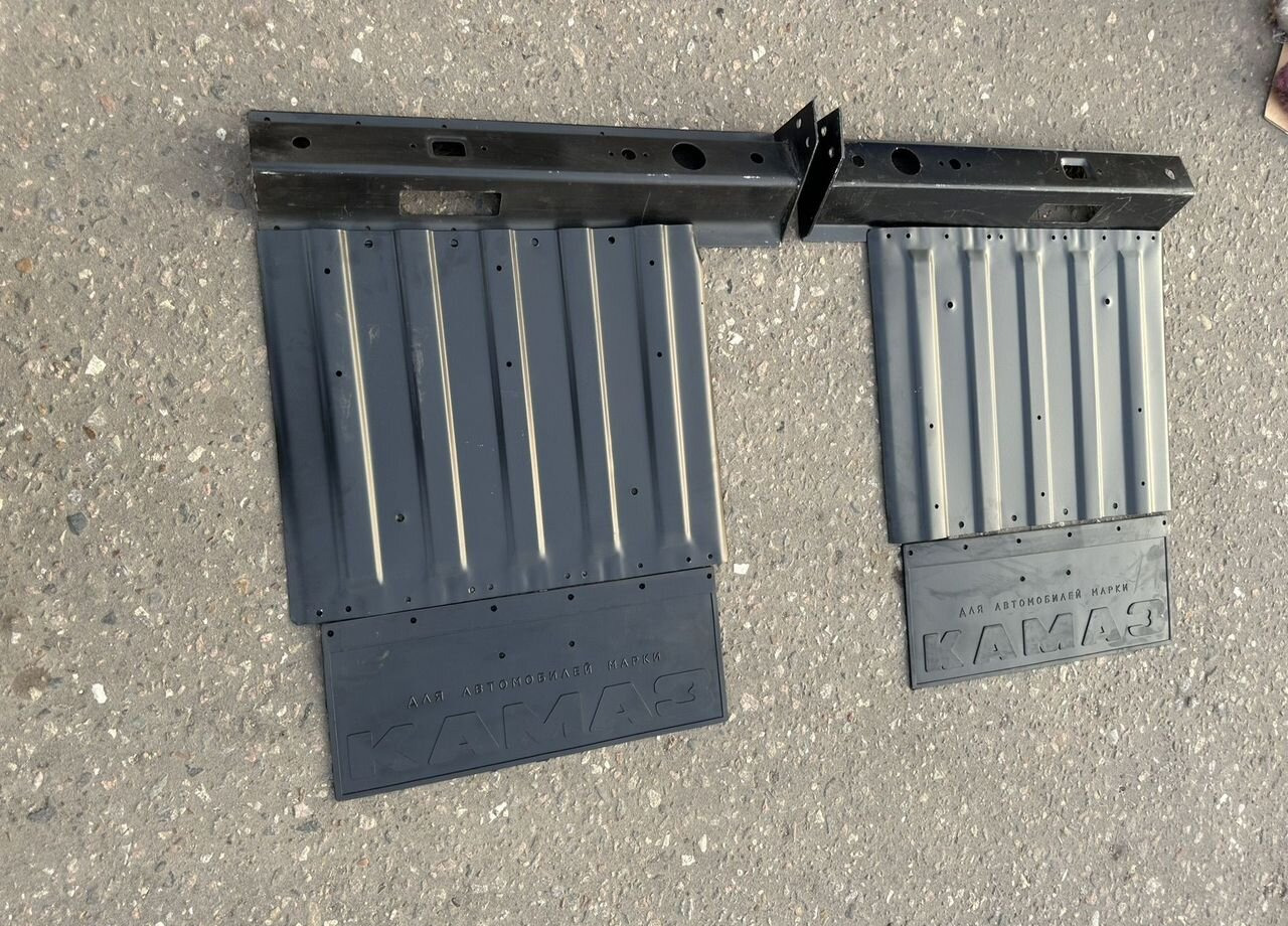 Брызговик+щиток+кронштейн задний (металл) - Крыло для Грузовиков: фото 3 Брызговик+щиток+кронштейн задний (металл) - Крыло для Грузовиков: фото 3