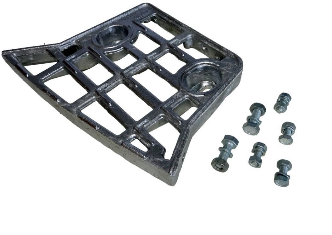 ЧелныЗапЧасть Подножка нижняя прав.65115 (алюм.) - Боковая подножка для Грузовиков: фото 1