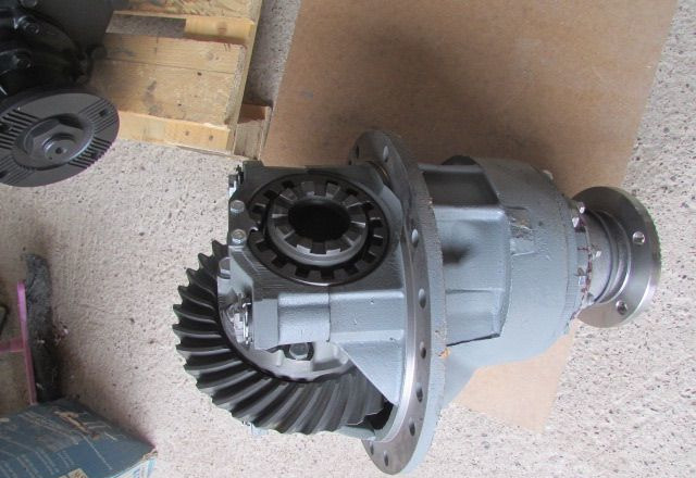 ЧелныЗапЧасть Редуктор заднего моста Камаз-6520 i5,11, Z21/35 - Трансмиссия для Грузовиков: фото 1 ЧелныЗапЧасть Редуктор заднего моста Камаз-6520 i5,11, Z21/35 - Трансмиссия для Грузовиков: фото 1