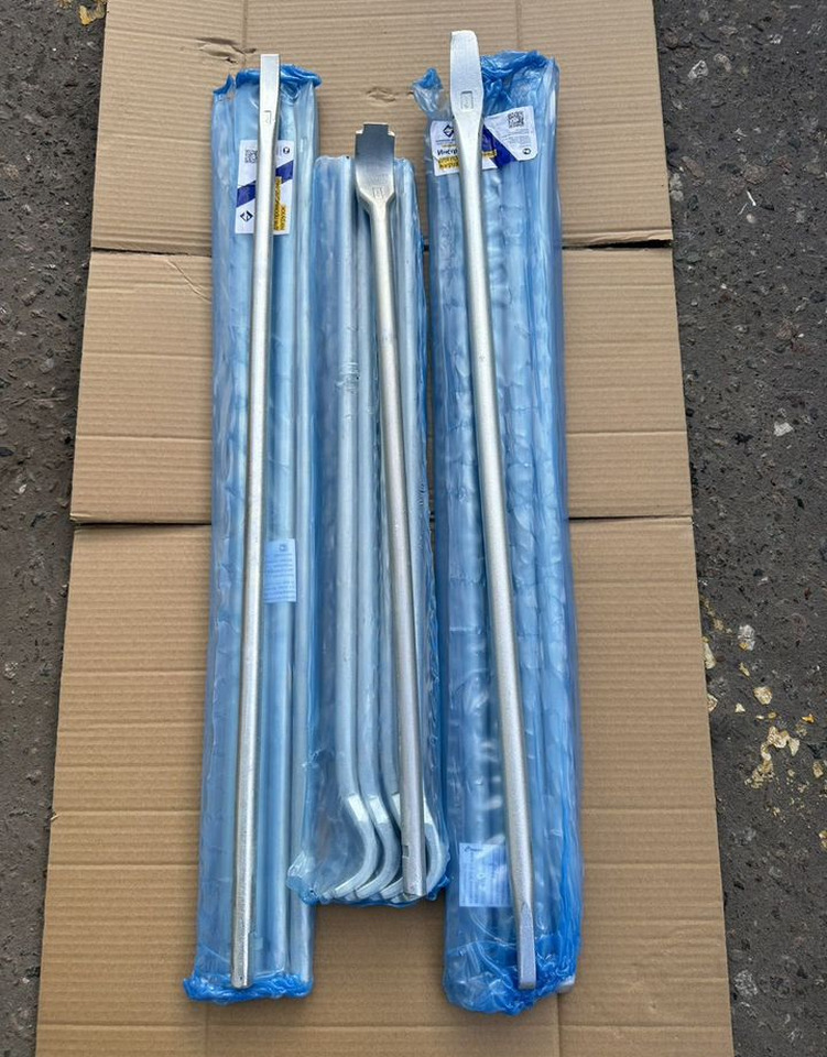 Дело техники Монтировка тип кобра длина 685 мм - Оборудование для гаражей/ Мастерских: фото 2 Дело техники Монтировка тип кобра длина 685 мм - Оборудование для гаражей/ Мастерских: фото 2