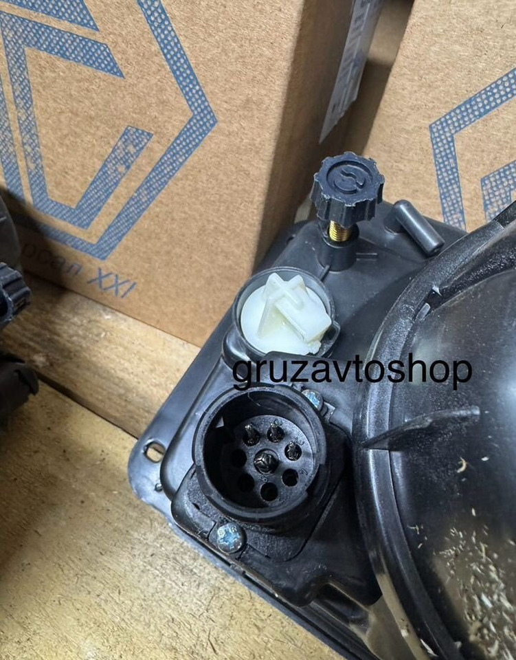 Новый Передняя фара для Грузовиков Евро 21 Век Фара камаз, УАЗ-3160 (байонетный разъем) 2.шт: фото 6