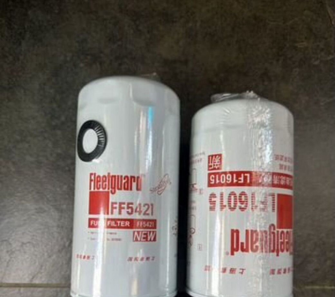 Fleetguard Фильтр топливный + масляный камаз (дв.cummins) к-т - Топливный фильтр для Грузовиков: фото 1 Fleetguard Фильтр топливный + масляный камаз (дв.cummins) к-т - Топливный фильтр для Грузовиков: фото 1