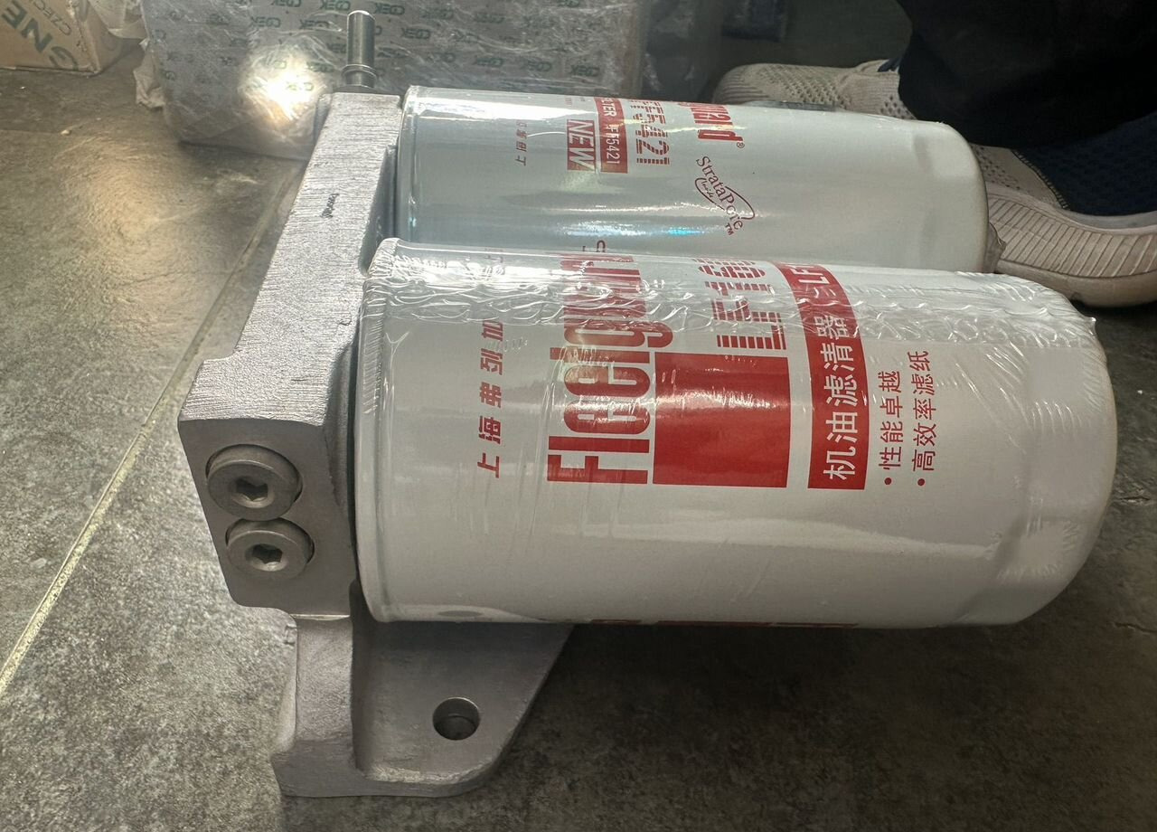 Fleetguard Головка топливного фильтра двойная ISBe, ISF3.8 - Топливный фильтр для Грузовиков: фото 5 Fleetguard Головка топливного фильтра двойная ISBe, ISF3.8 - Топливный фильтр для Грузовиков: фото 5