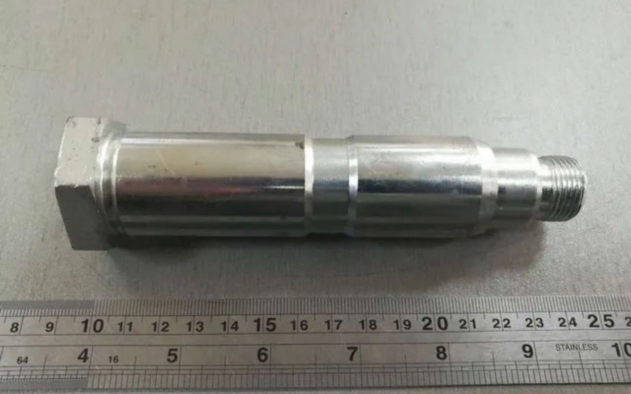 ИжМаш (Ижевский машиностроительный завод) Палец ушка рессоры (под гайку) 6520 евро 3/4 камаз - Рессорная подвеска для Грузовиков: фото 1 ИжМаш (Ижевский машиностроительный завод) Палец ушка рессоры (под гайку) 6520 евро 3/4 камаз - Рессорная подвеска для Грузовиков: фото 1