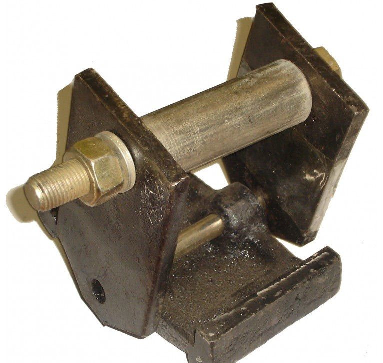 ИжМаш (Ижевский машиностроительный завод) Сухарь камаз рессоры передней в сборе - Рессорная подвеска для Грузовиков: фото 1