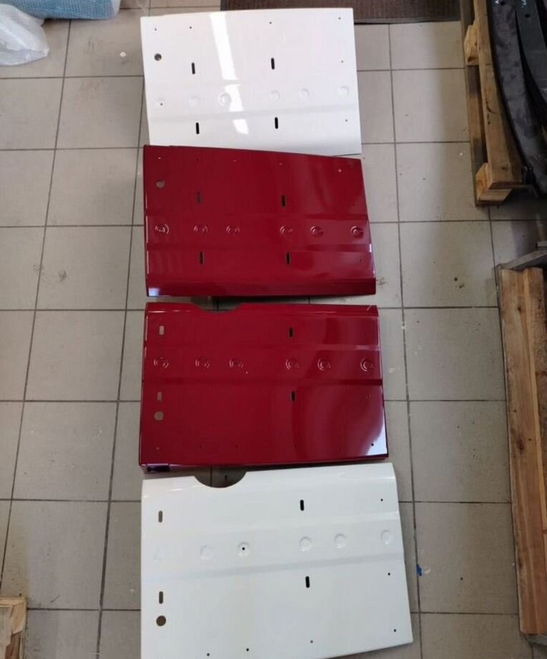 КАМАТЕК Крыло на 54 90 Передний задний части - Крыло для Грузовиков: фото 1 КАМАТЕК Крыло на 54 90 Передний задний части - Крыло для Грузовиков: фото 1