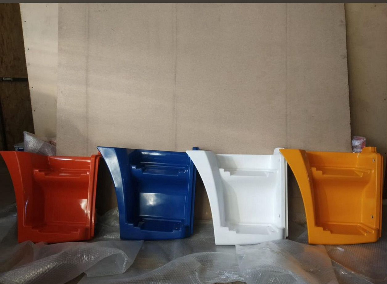 КАМАТЕК Щиток камаз-65115 подножки правый (рестайлинг) - Боковая подножка для Грузовиков: фото 1