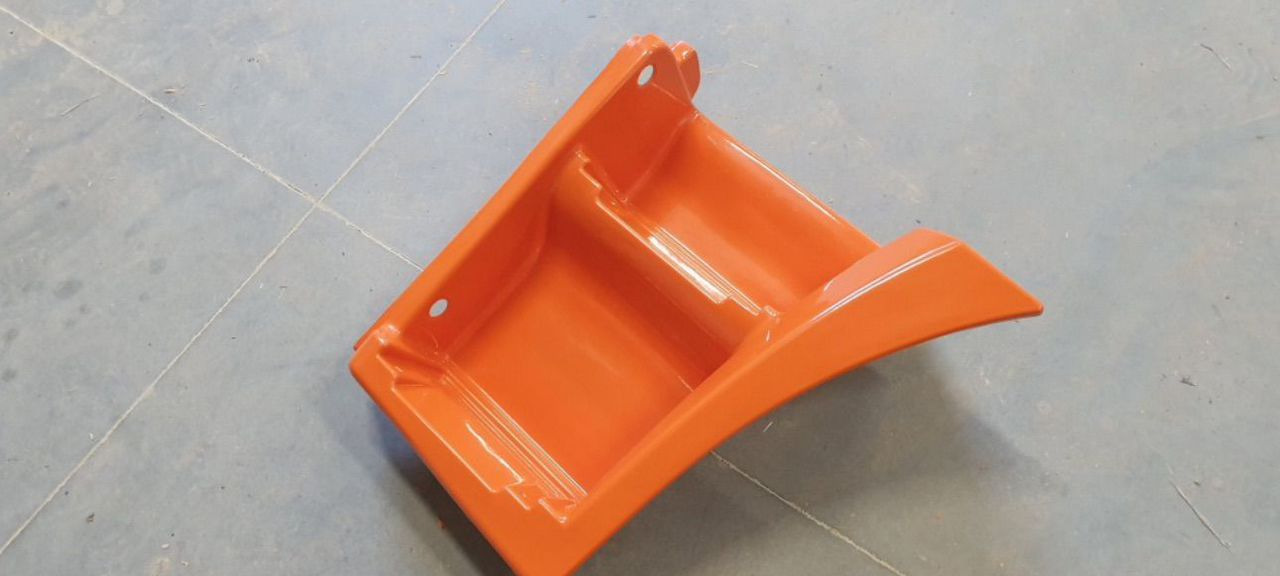 Новый Боковая подножка для Грузовиков КАМАТЕК Щиток подножки камаз 63501 левый: фото 1