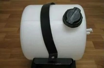 KAMAZ Бачок расширительный камаз, урал в сборе технокам - Расширительный бачок для Грузовиков: фото 2 KAMAZ Бачок расширительный камаз, урал в сборе технокам - Расширительный бачок для Грузовиков: фото 2