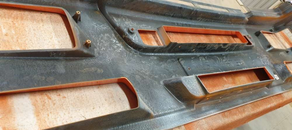 KAMAZ Бампер передний камаз 63501,6520 оранжевый - Бампер для Грузовиков: фото 3 KAMAZ Бампер передний камаз 63501,6520 оранжевый - Бампер для Грузовиков: фото 3