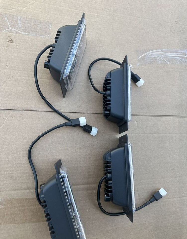 Новый Бампер для Грузовиков KAMAZ Буфер на камаз-65115 LED с противотуманным: фото 7