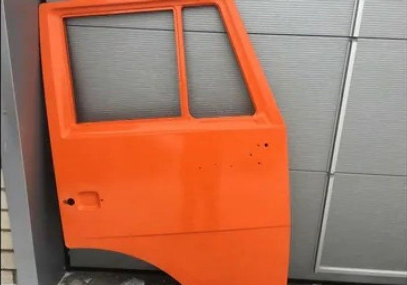 KAMAZ Дверь камаз-6520,6460 правая (оао камаз) - Дверь и запчасти для Грузовиков: фото 1 KAMAZ Дверь камаз-6520,6460 правая (оао камаз) - Дверь и запчасти для Грузовиков: фото 1