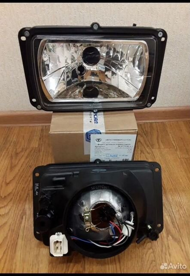 KAMAZ Фара гладкое стекло камаз, супермаз, (2.шт) - Передняя фара для Грузовиков: фото 3 KAMAZ Фара гладкое стекло камаз, супермаз, (2.шт) - Передняя фара для Грузовиков: фото 3