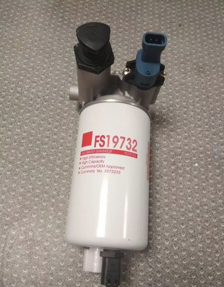 KAMAZ Фильтр сепаратор FS-19732 в сборе с подогревом - Топливный фильтр для Грузовиков: фото 1 KAMAZ Фильтр сепаратор FS-19732 в сборе с подогревом - Топливный фильтр для Грузовиков: фото 1