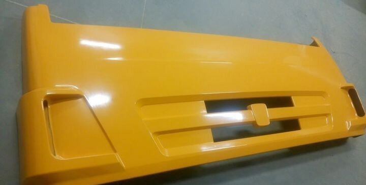 KAMAZ Капот облицовочная камаз(Рестайлинговая) желтая - Капот для Грузовиков: фото 1