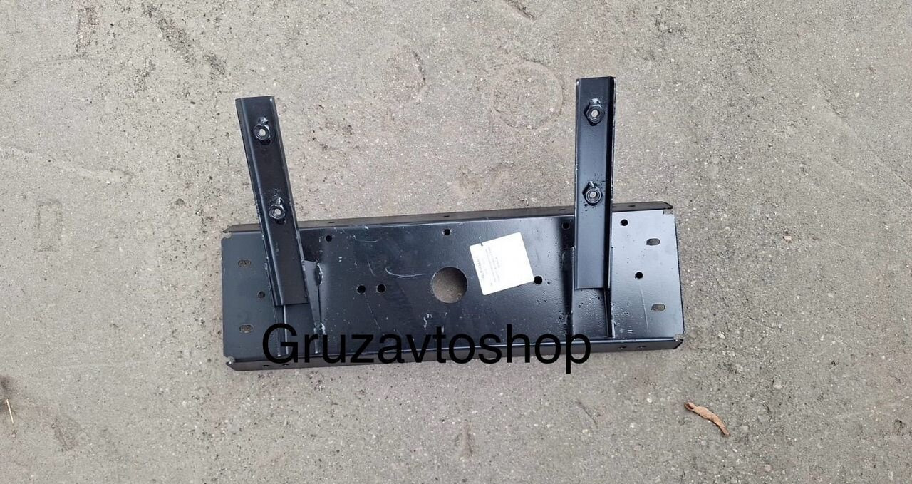 KAMAZ Кронштейн камаз-5490, 6580, фонаря заднего правый - Задний фонарь для Грузовиков: фото 2 KAMAZ Кронштейн камаз-5490, 6580, фонаря заднего правый - Задний фонарь для Грузовиков: фото 2