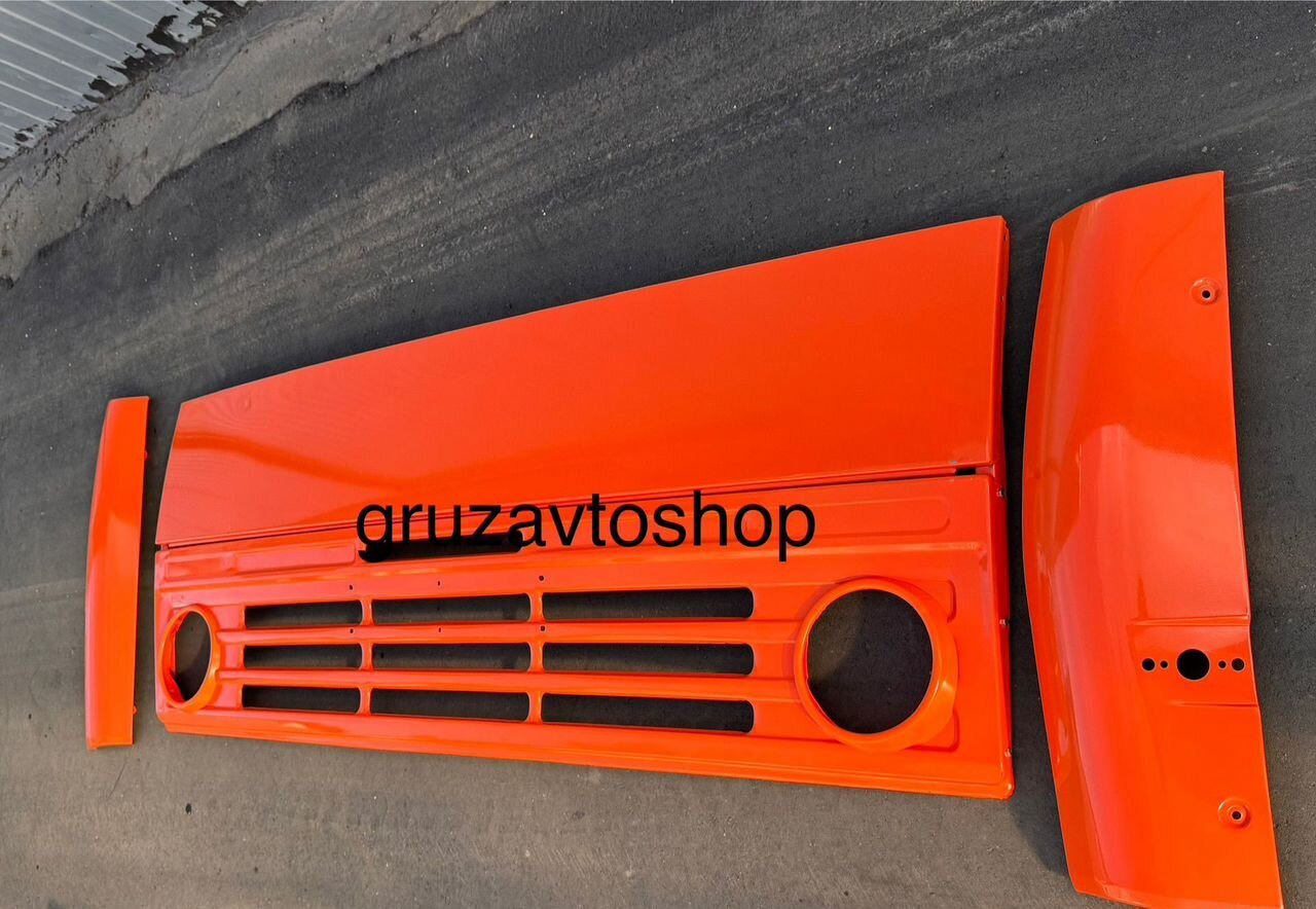 KAMAZ Облицовка панель на камаз с обтекателем железный - Капот для Грузовиков: фото 1