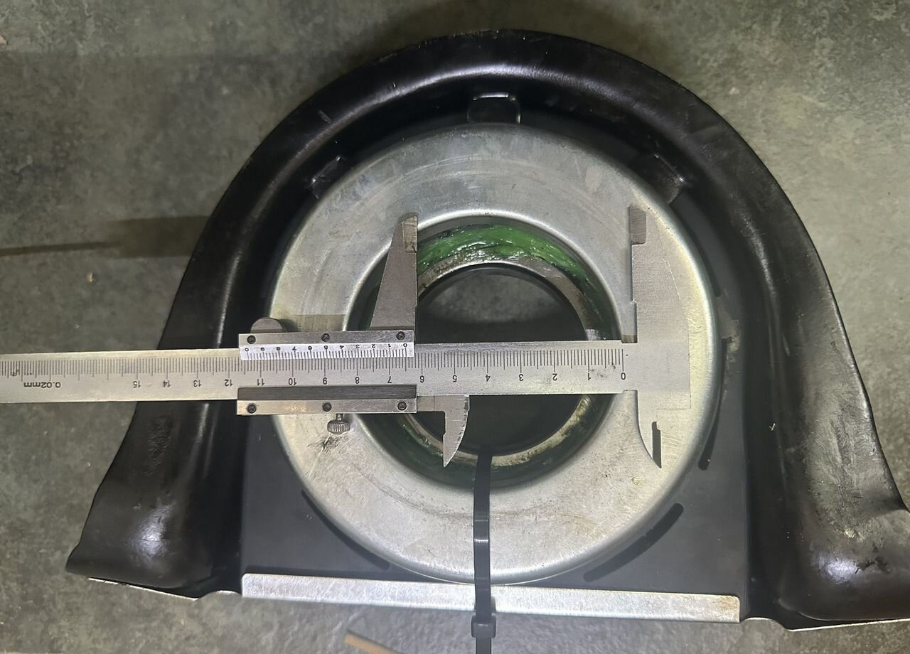 KAMAZ Подшипник подвесной 65х23х230 на валы Камаз 6520 - Подвеска для Грузовиков: фото 3 KAMAZ Подшипник подвесной 65х23х230 на валы Камаз 6520 - Подвеска для Грузовиков: фото 3