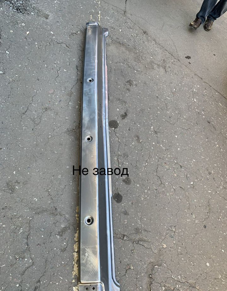 KAMAZ Рамка лобового стекла (нижняя часть) 3 щетки Завод - Ветровое стекло для Грузовиков: фото 5 KAMAZ Рамка лобового стекла (нижняя часть) 3 щетки Завод - Ветровое стекло для Грузовиков: фото 5