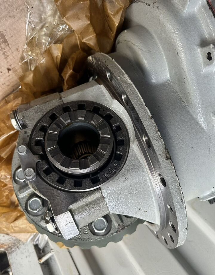 KAMAZ Редуктор среднего моста камаз-6520 35/21 (5.11) - Трансмиссия для Грузовиков: фото 2 KAMAZ Редуктор среднего моста камаз-6520 35/21 (5.11) - Трансмиссия для Грузовиков: фото 2