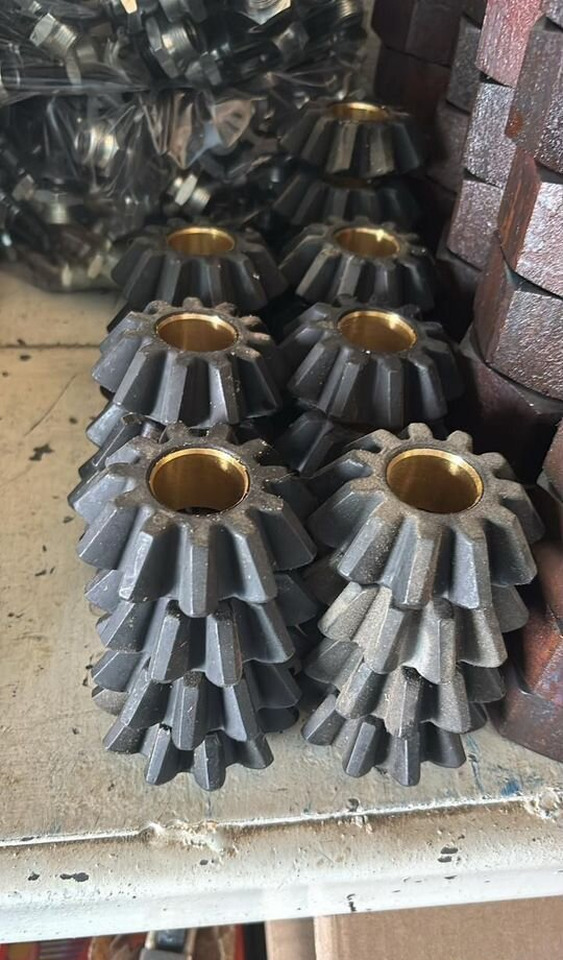 KAMAZ Сателлит мод камаз-6520 (со втулкой) - Трансмиссия для Грузовиков: фото 1