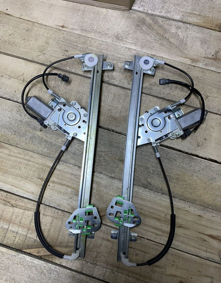 KAMAZ Стеклоподъемник камаз-5490 автомат (рейка)комплект - Стеклоподъёмник для Грузовиков: фото 1 KAMAZ Стеклоподъемник камаз-5490 автомат (рейка)комплект - Стеклоподъёмник для Грузовиков: фото 1